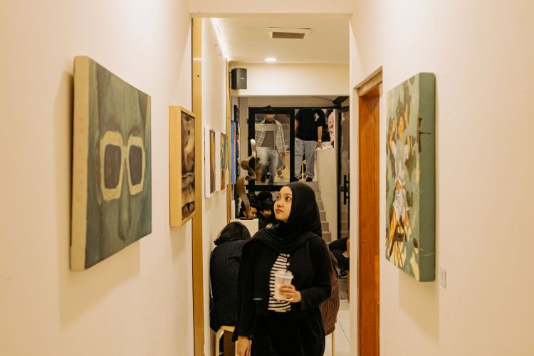 Wovey Coffee - Pameran Seni Lukis Mahasiswa ISI Yogyakarta - (2)